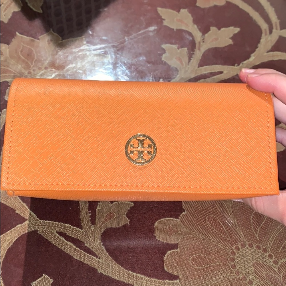 Tory burch eyeglass case